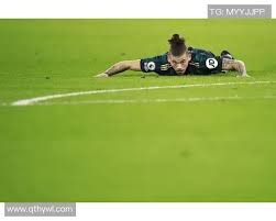 旭旭宝宝直播梦幻西游，直播间热度达82万，DNF官方求玩家回归