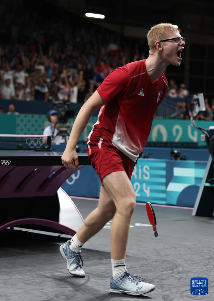 提升他们的 提升他们的